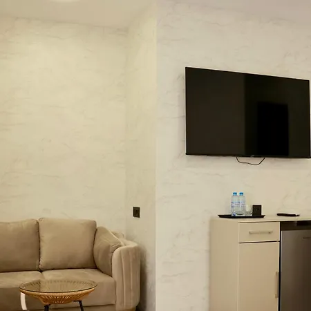 Royal Renaissance Hotel Yerevan Room photo