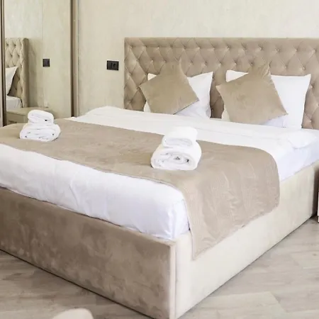 Royal Renaissance Hotel Yerevan Room photo