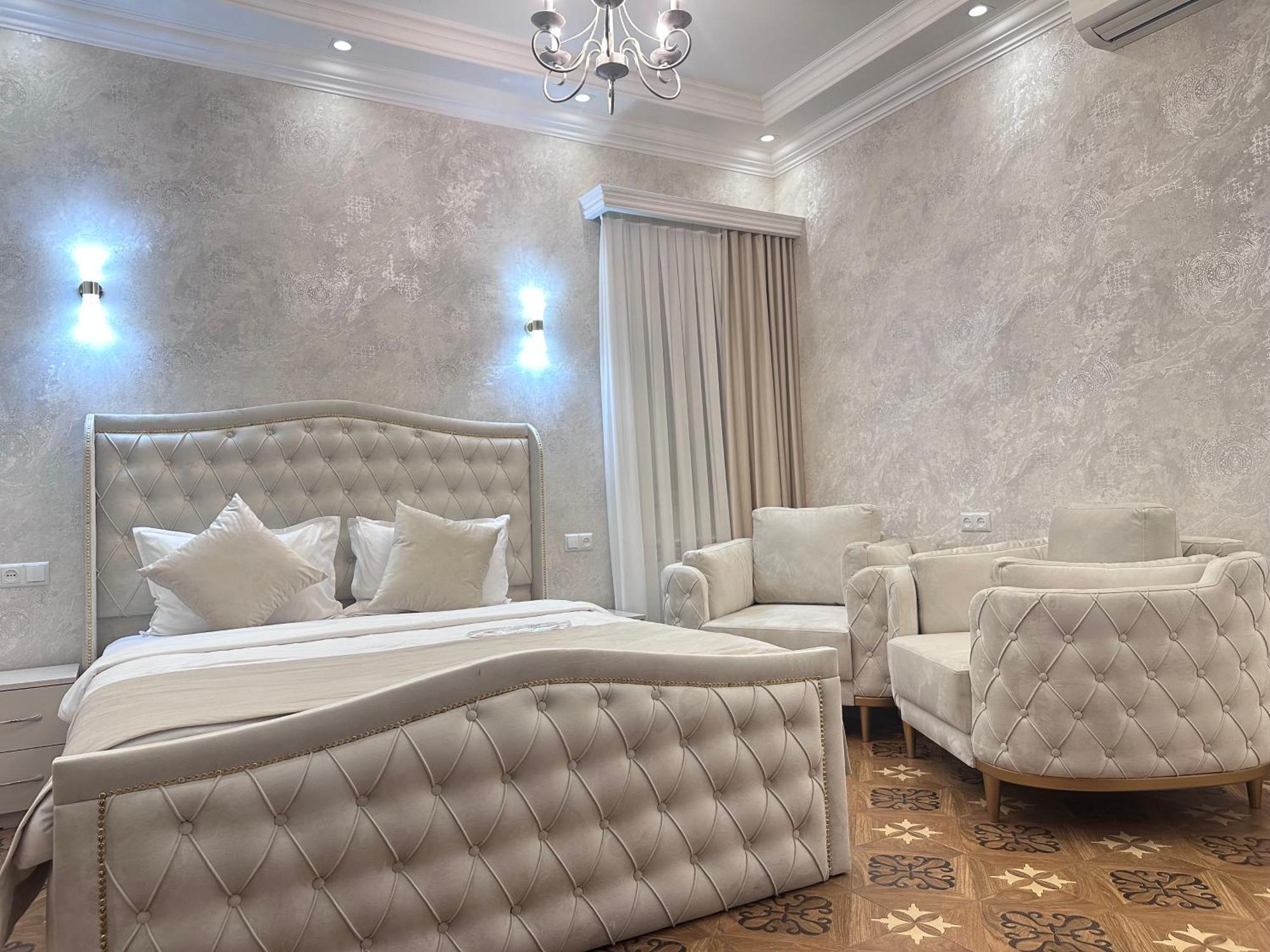 Hotel Royal Renaissance 4*