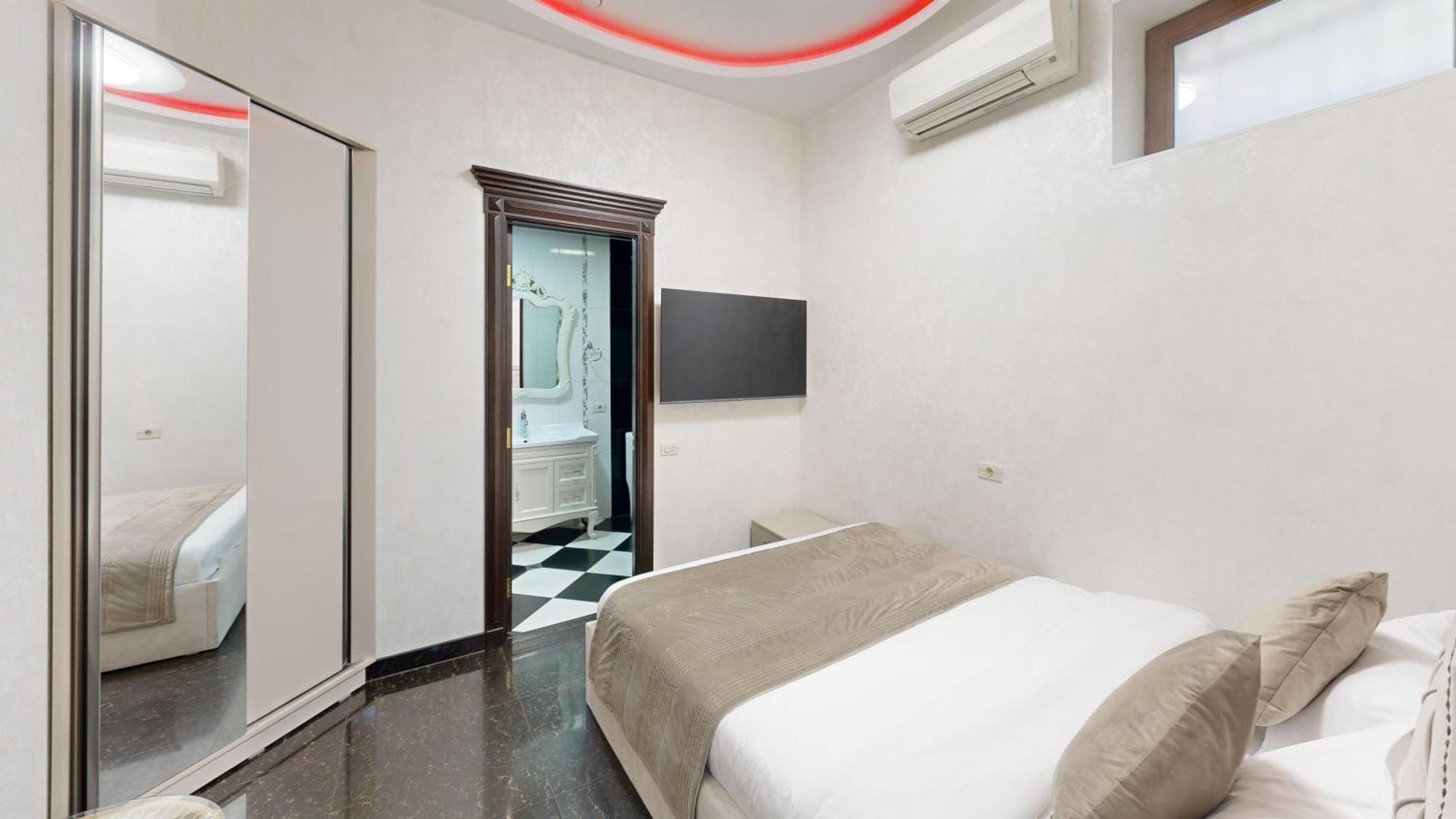 Hotel Royal Renaissance 4*